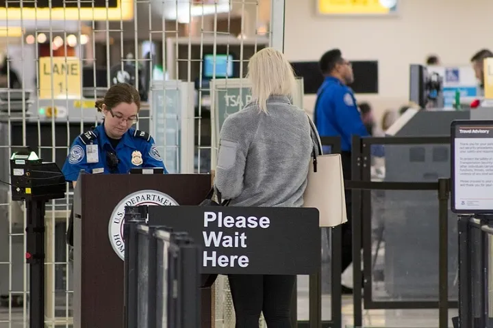 5 tips for painlessly passing airport security