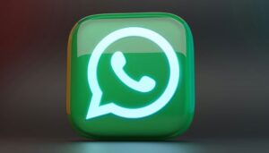 WhatsApp rolls out chat prompts to help users engage with Meta AI